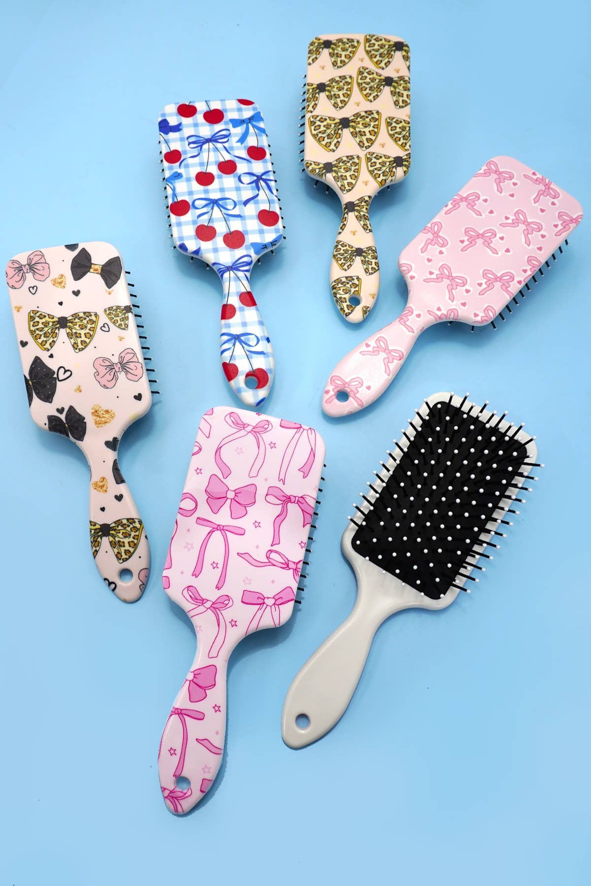 CHERRY LARGE DETANGLE PADDLE HAIR BRUSH