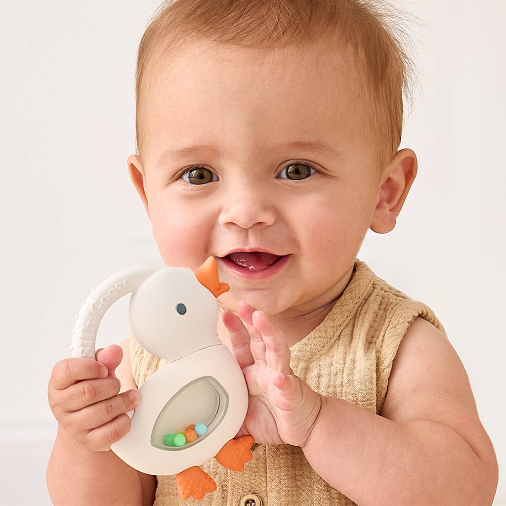 Goose Bitzy Shake™ - Silicone Teether with Rattle