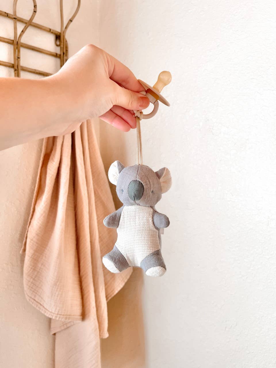 BEAR Bitzy Pal Natural Rubber Pacifier & Plush