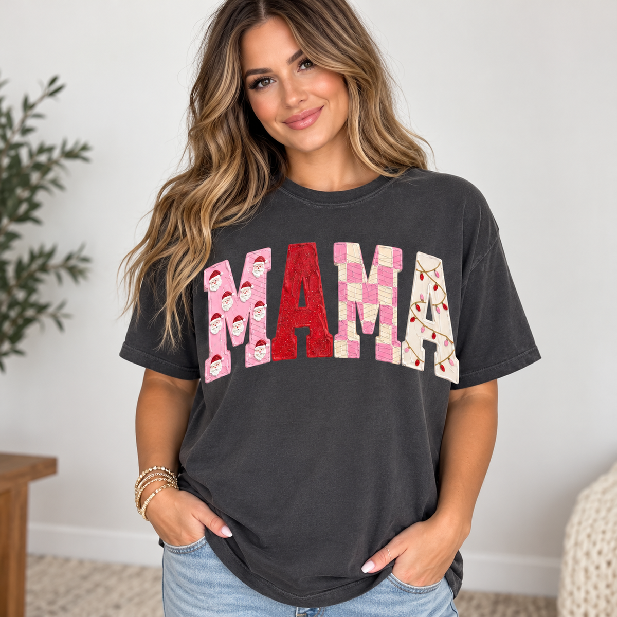 Christmas Mama Tee – Twisted Trends Boutique