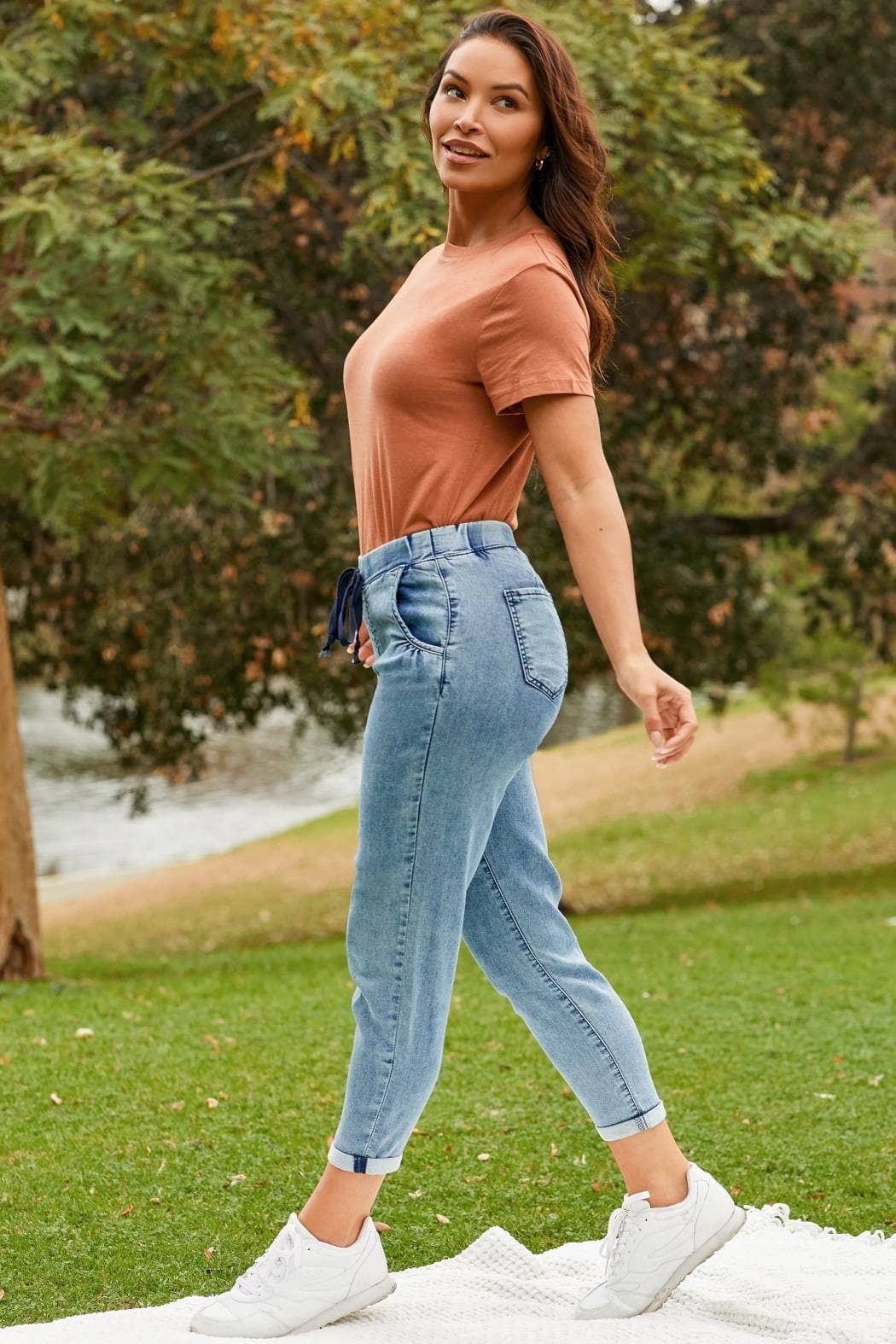 Petite Kozy Fit Mid Rise Jogger